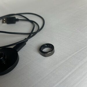 Like New Oura ring generation 3 Size 6 Heritage Black